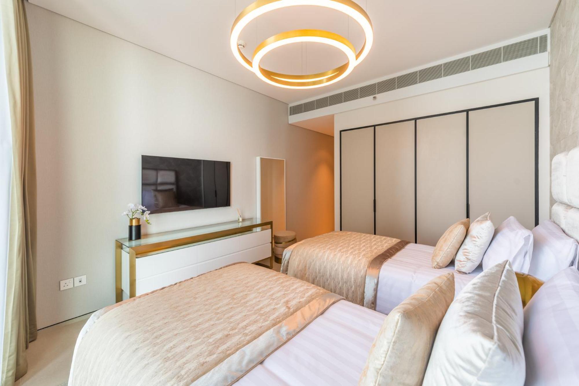 Address Jbr Sea Views, Jumeirah Residence, Marina - Mint Dubai